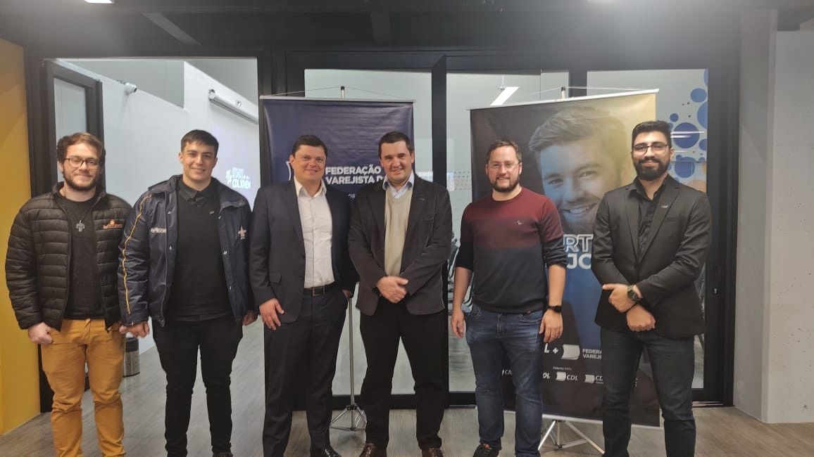 Equipe da CDL Jovem participa do Start CDL Jovem na capital