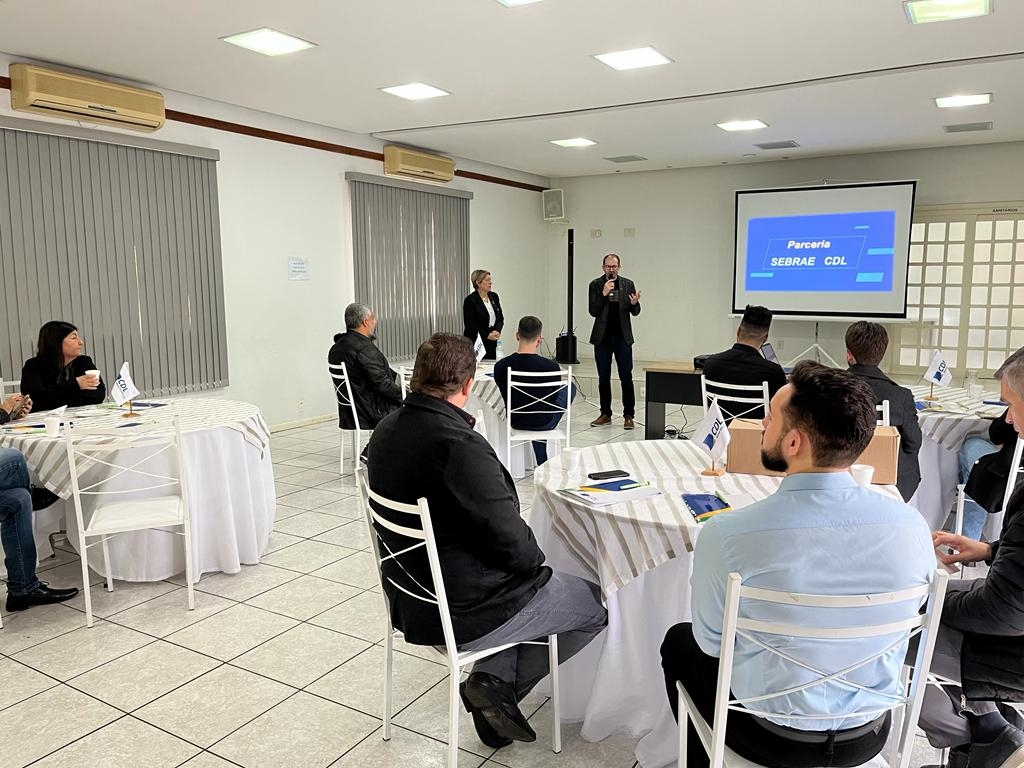 Associados da CDL-NH iniciam Programa de Desenvolvimento Empresarial