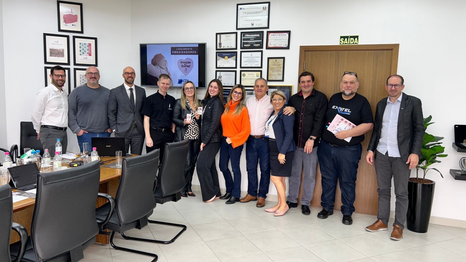 Diretoria da CDL-NH recebe representantes da Liga Feminina